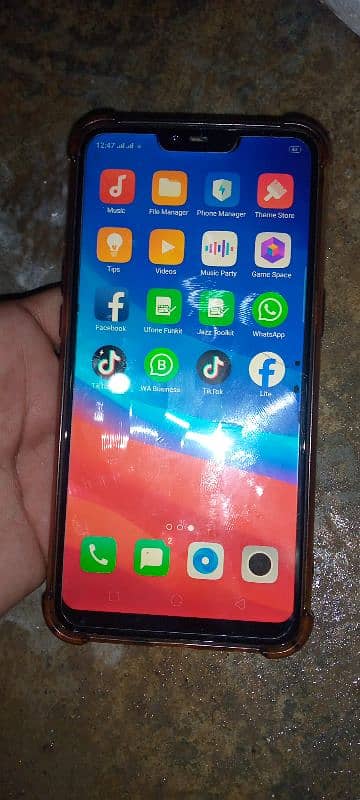 oppo a3s hai ram2 16 hai pta sa ok hai exchange karna03365368059 call 0