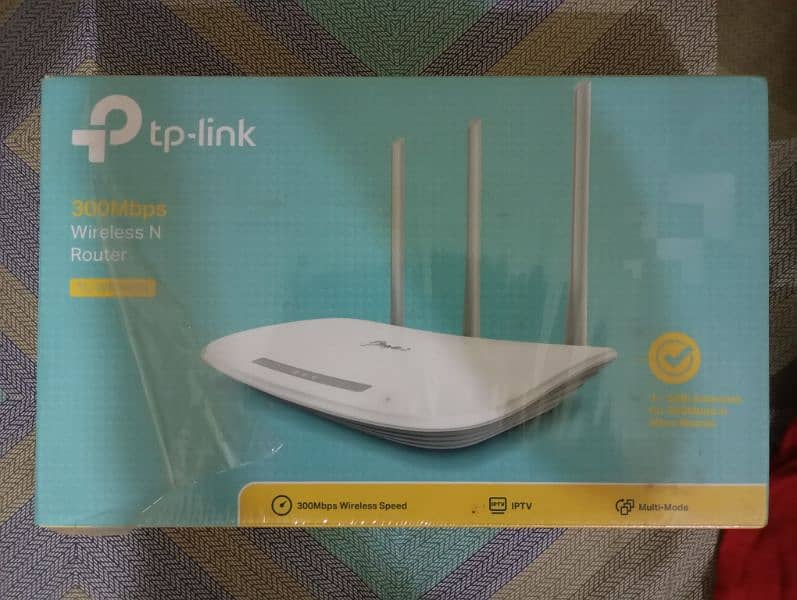 TP Link Router 3 Antenna WR845N 0