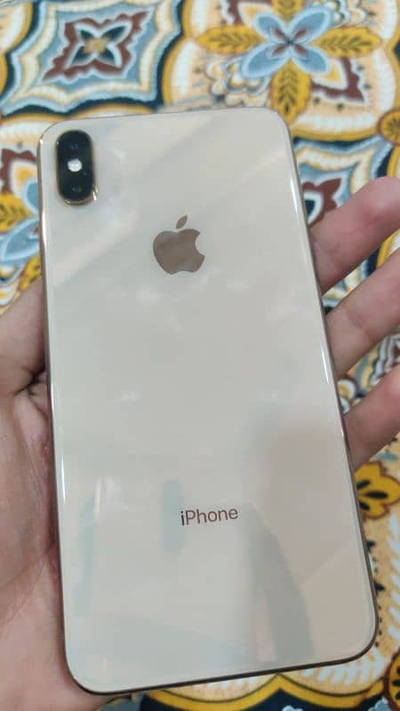 iphone xs max 64 memory olny mobile (03065200197) urgent sale 6