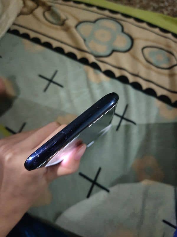 Selling One Plus 7 Pro 5