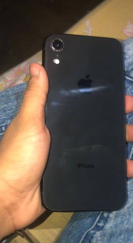 iphone XR 1