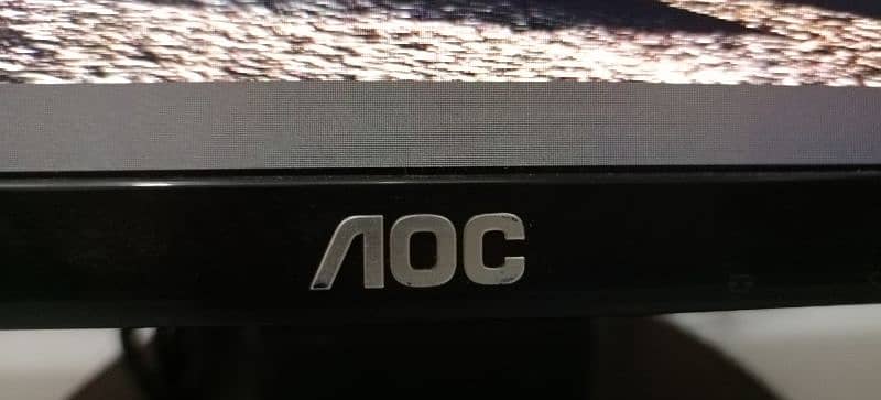 AOC 22inch Borderless HDMI Gaming LED Monitor 2