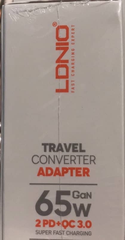 travel charger 0