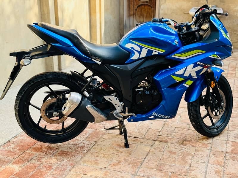 suzuki gixxer 150cc 4