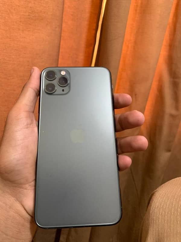 Face ID okay  betry  orignal  panel  orignal  I phone 11 pro mix 69000 5