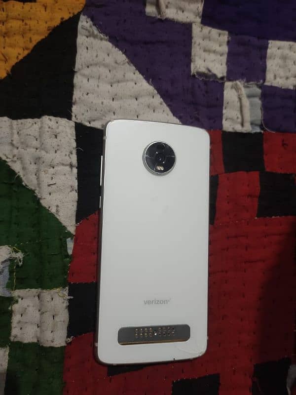 moto z4.4/128 1