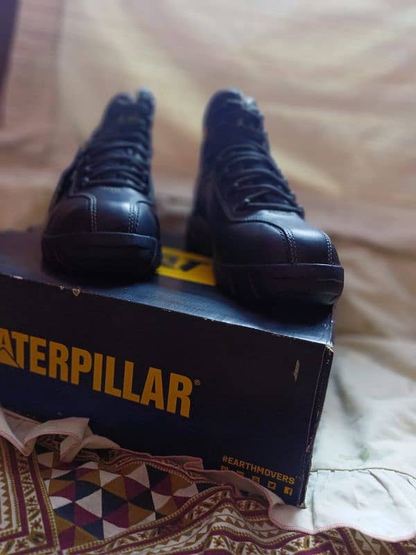 CATERPILLAR 100% ORIGINAL SHOES 3