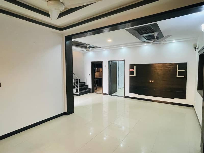 5 Marla House For Rent Available In Jinnah Block Bahria Town Lahore 4