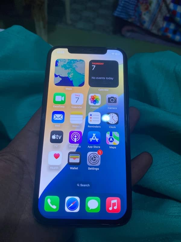 iPhone 11 pro 256gb pta approved 0