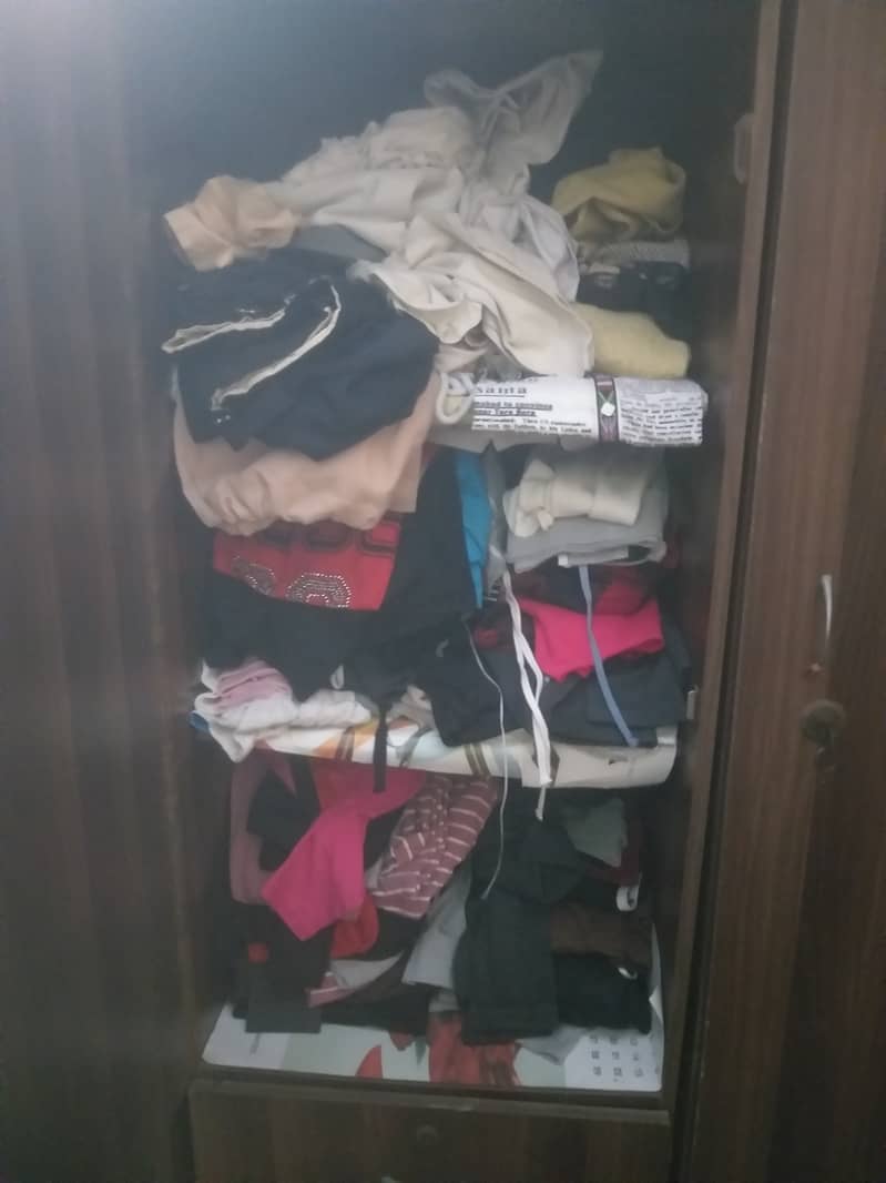 03 Door Wooden Cupboard in Good condition on Cheaper Price 6