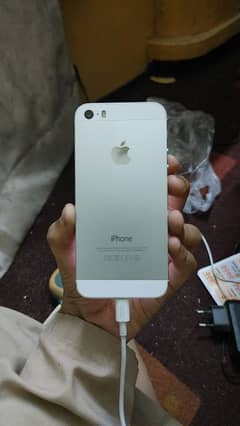 Iphone 5s Non pta Waterpack price My guzara ho Jaye gy