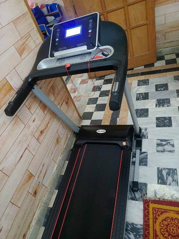 Treadmill For sale DC motor best for home use 2