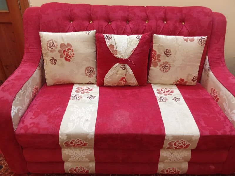 7 seater sofa set with curtains 0