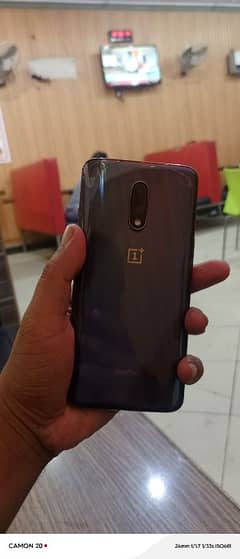 one plus 7 Snapdragon 845 all ok just back break PUBG phone