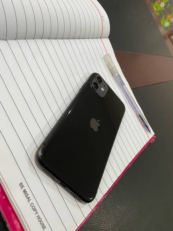 iphone 11 Lush Condition 0