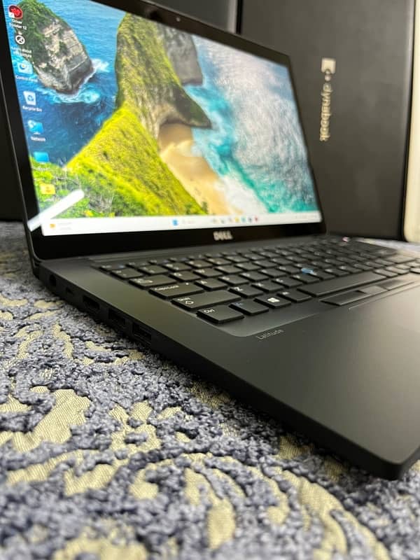 Dell Latitude i7-6th generation 1