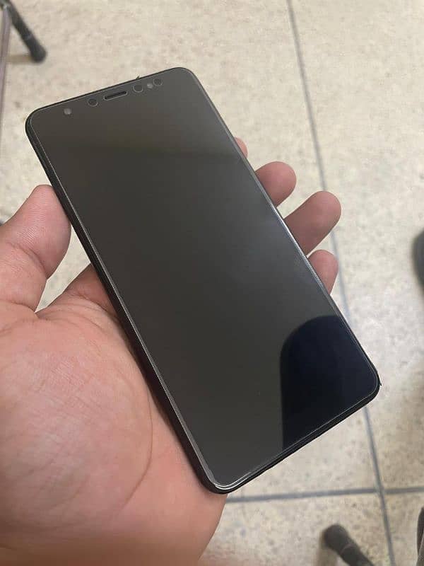 Samsung galaxy A7 4/128 0