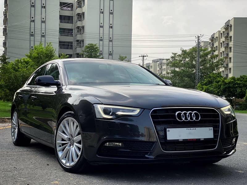 Audi A5 2013 1