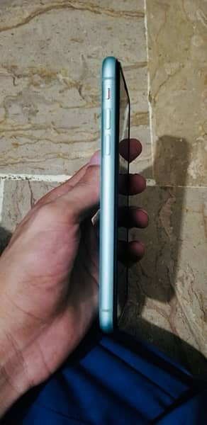 Apple iphone 11 Good condition 3