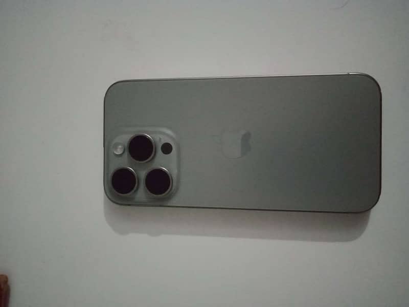 iphone 15 pro FU 0