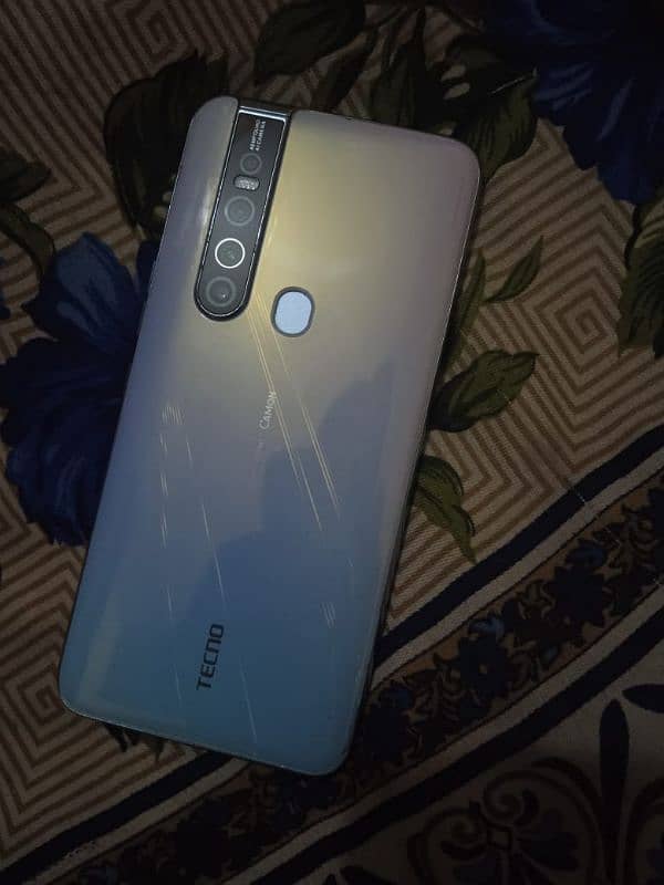 Tecno camon 15 pro with box 2