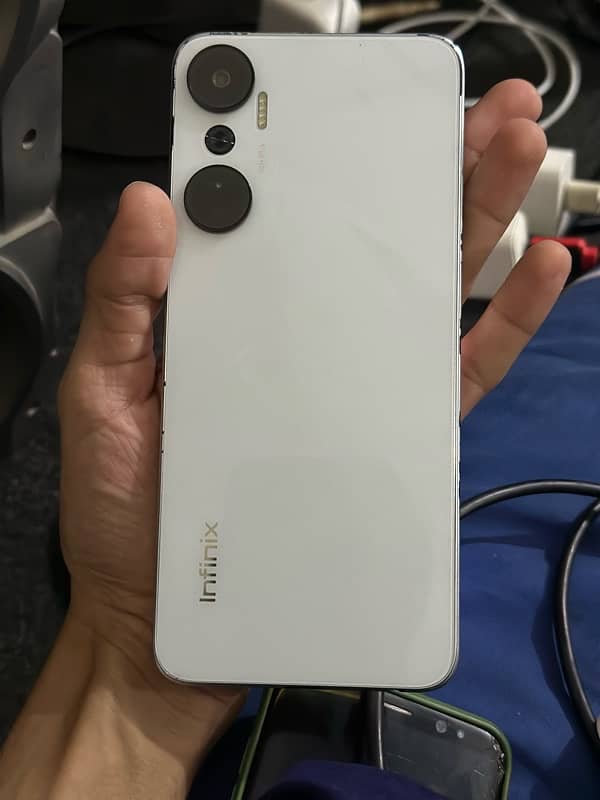 Infinix Hot 20 1