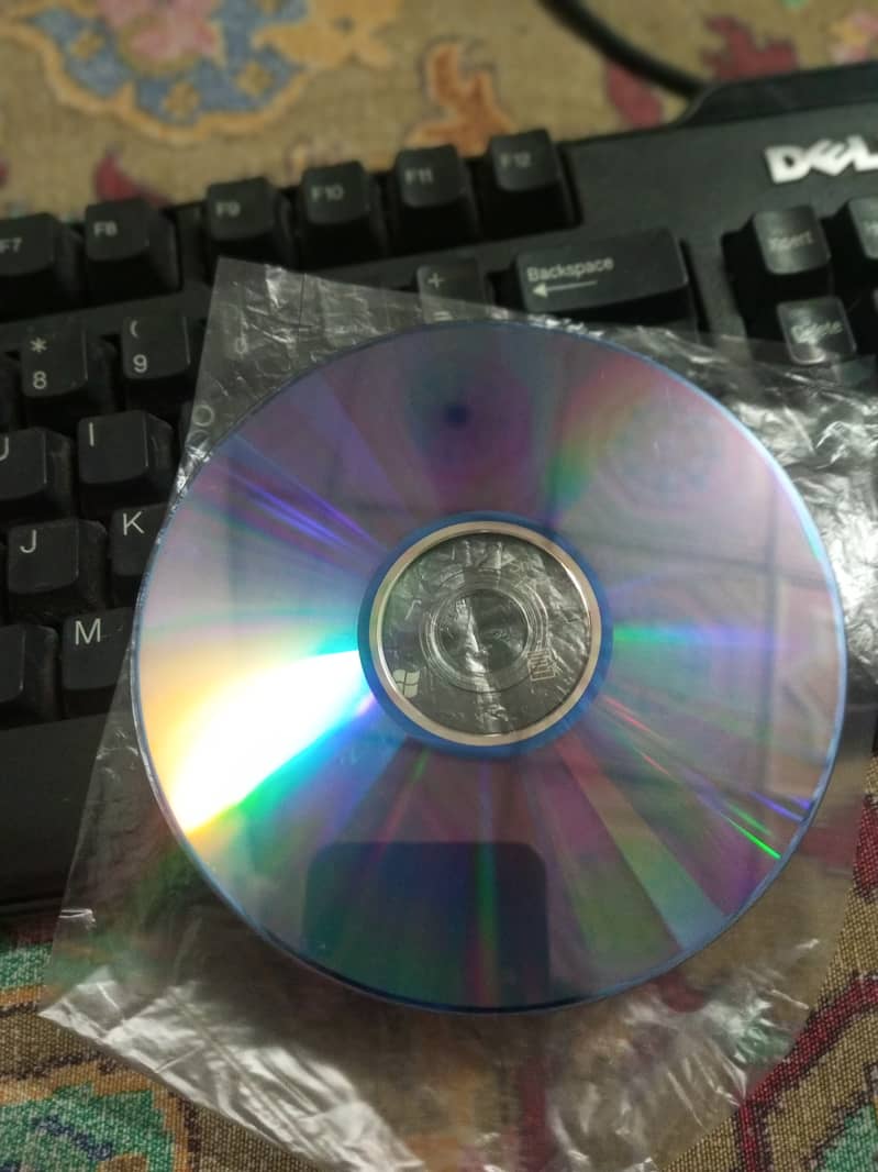 WINDOWS 8.1 PC DVD PRE ACTIVATED 4