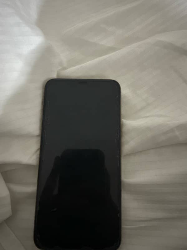 iPhone 11 Pro Max gold 256 Gb dual sim pta approved 0