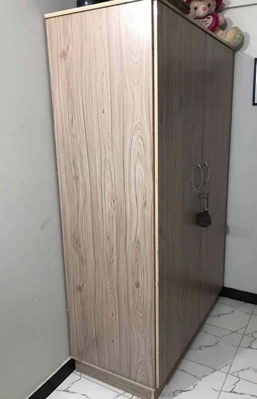 2 Door Cupboard - Wardrobe 0