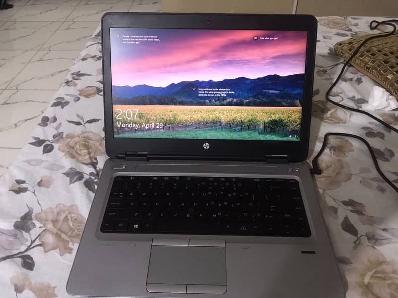 HP ProBook Latitude E6440, i5 8 GB - 256 GB 3