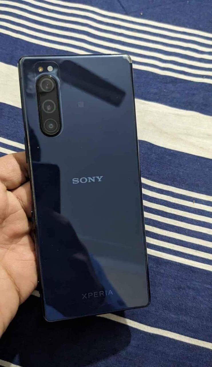 Sony Xperia 5 Lush Condition, Samsung, Oppo, Vivo, Redmi Bhool Jao 6