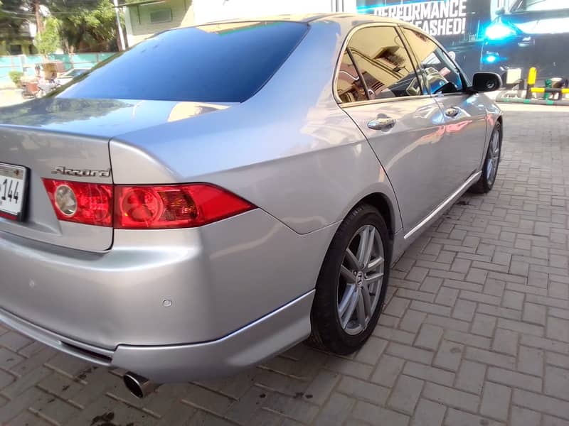 Honda Accord 2004 CL9 1