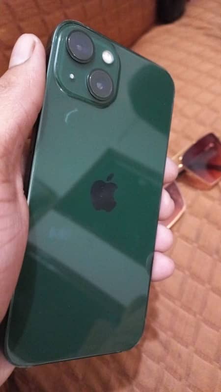 iPhone 13 green 0