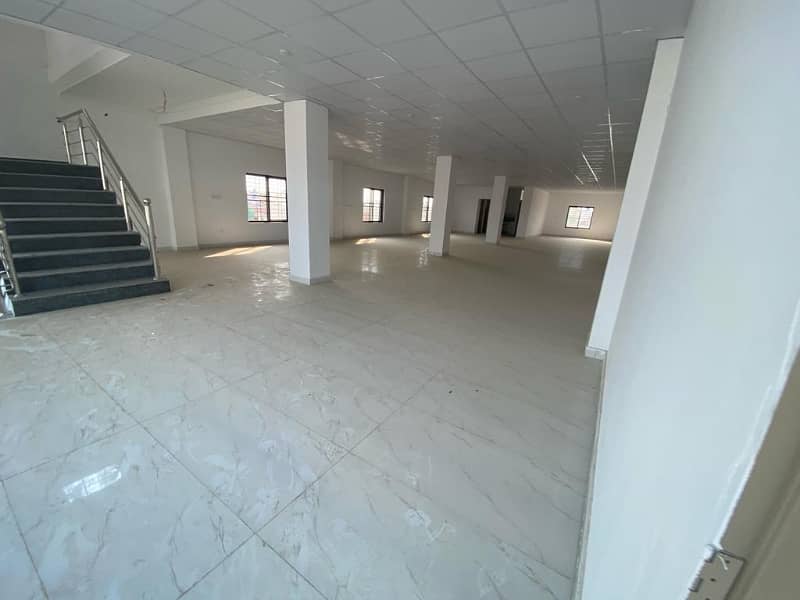 4000 sq. Ft Commercial Hall For Rent 22