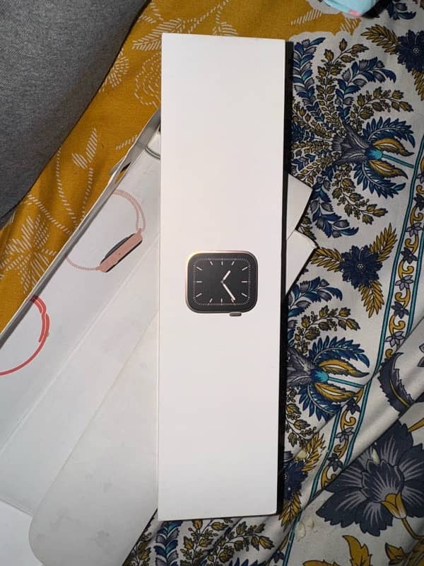 apple watch series 5 stainless steel 1