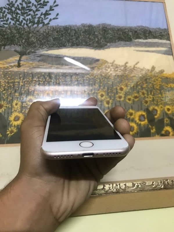 iPhone 7 128gb pta approved 2