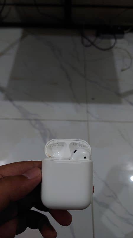 Airpods 2nd generation 4