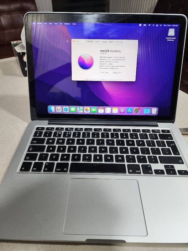 Macbook Pro 2015 Model early 13 inch 0