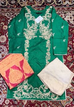 3 Piece Fancy Event Dress Urgent sale