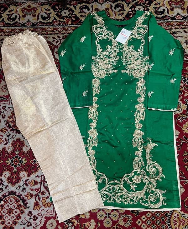 3 Piece Fancy Event Dress Urgent sale 3