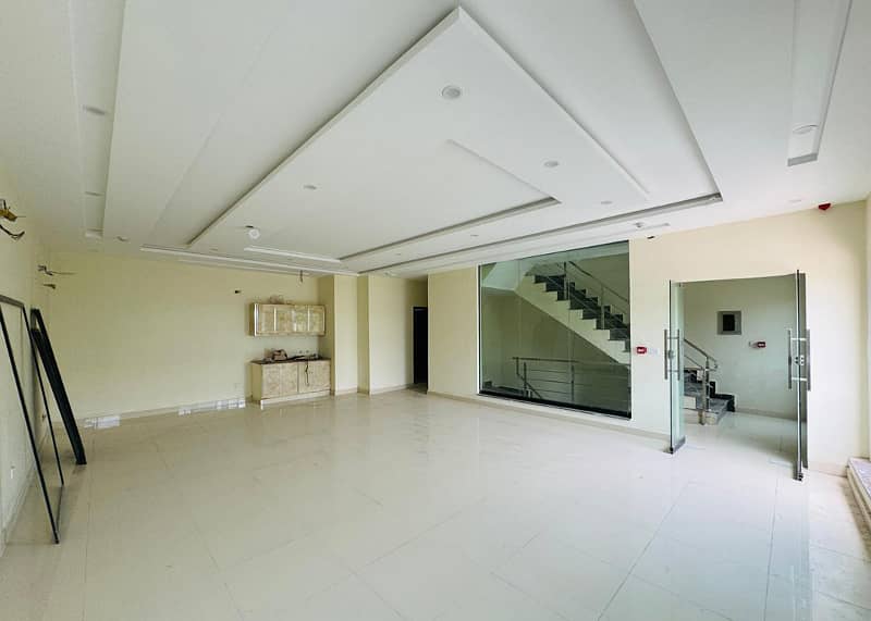 8 Marla Building available for Rent in DHA Phase 3 13