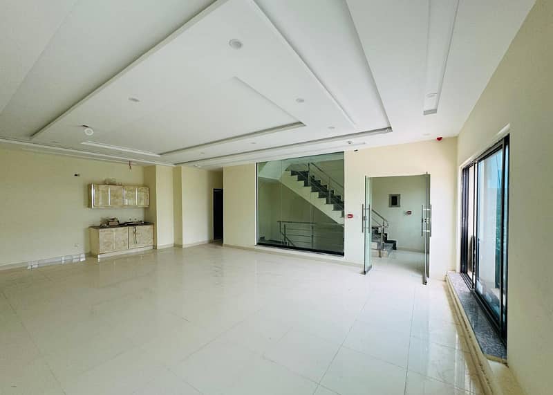 8 Marla Building available for Rent in DHA Phase 3 14