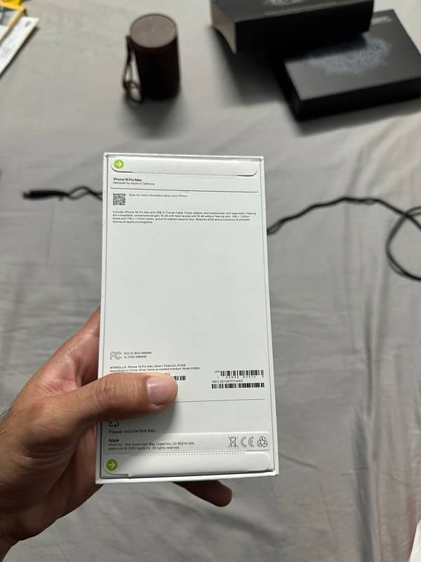 iphone 16 pro max 512gb LLA Non-Pta 2