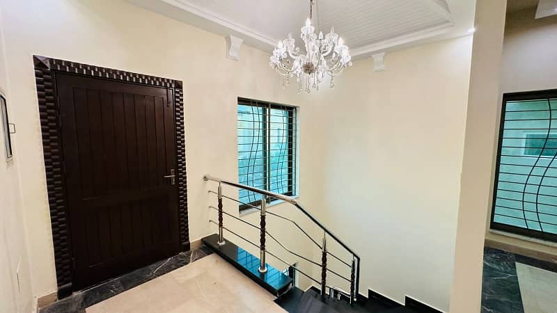 10 Marla House For Sale In Overseas B Block Bahria Town Lahore 16