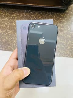 iPhone 8 256gb pta approved complete box