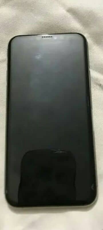 I phone 11 pro max 256gb 10/9 condition 2