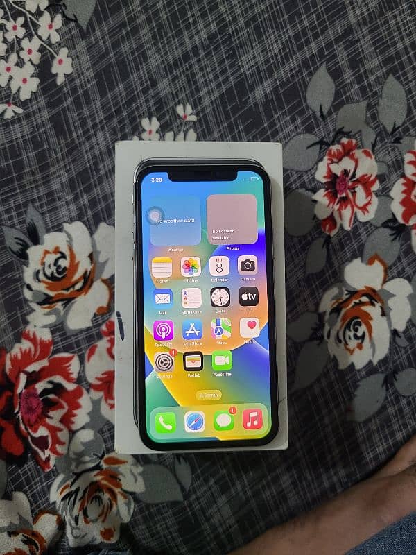 I phone X pta approved 64 gb gud condition 2