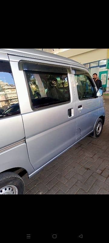 Daihatsu Hijet 2018 1