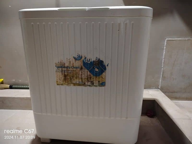 Twin tub Haier Washing Machine 4