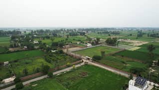 Plot In Farm City - : Luxury, Prime Location On Bedian Road, Just 40 Lac Per Kanal